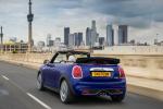 Mini Cooper S Cabrio 2018 года (WW)
